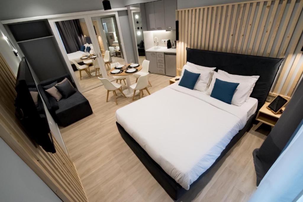 Preveza Suitestay Apartments Dodonis 28 エクステリア 写真