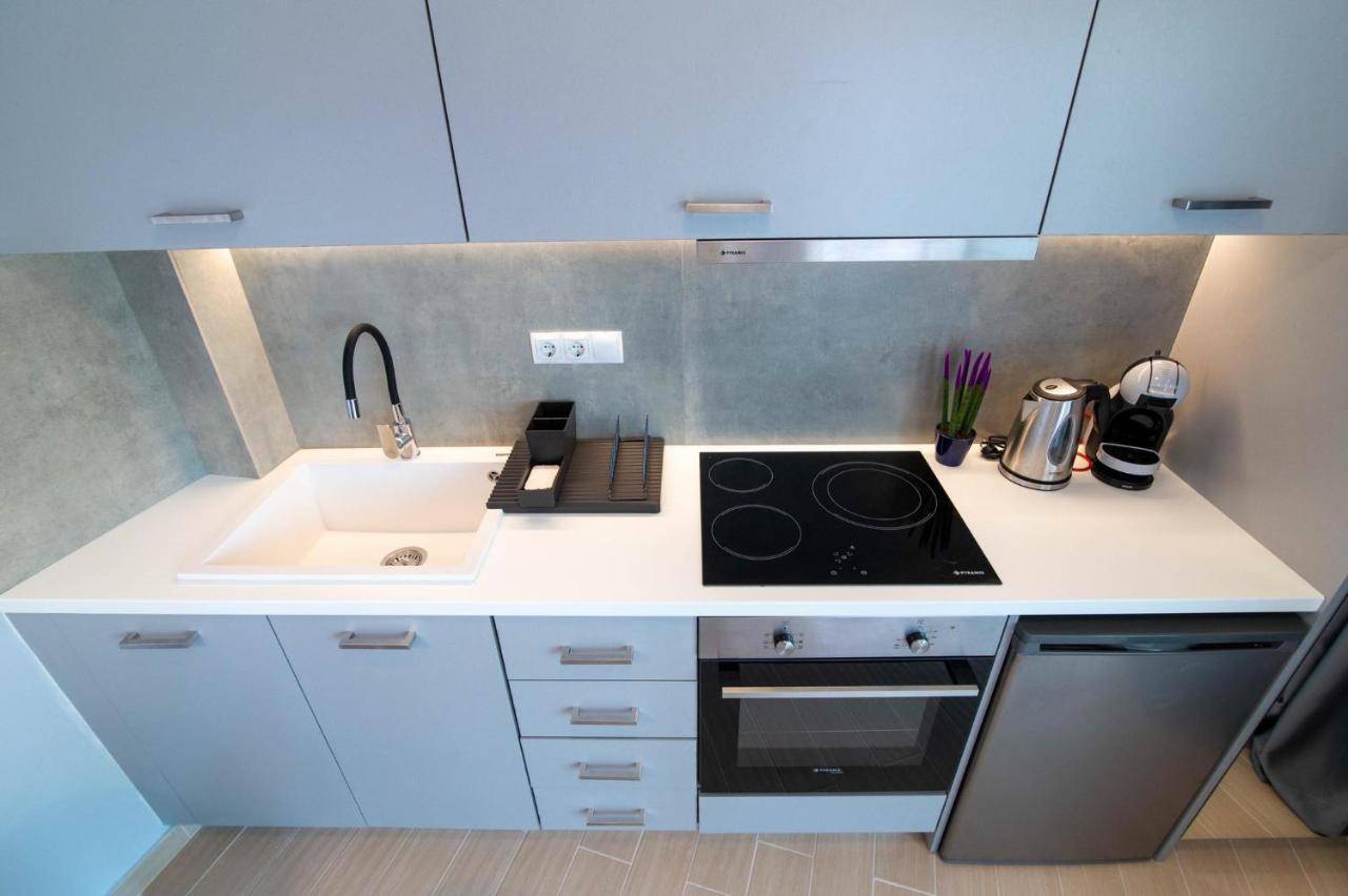 Preveza Suitestay Apartments Dodonis 28 エクステリア 写真